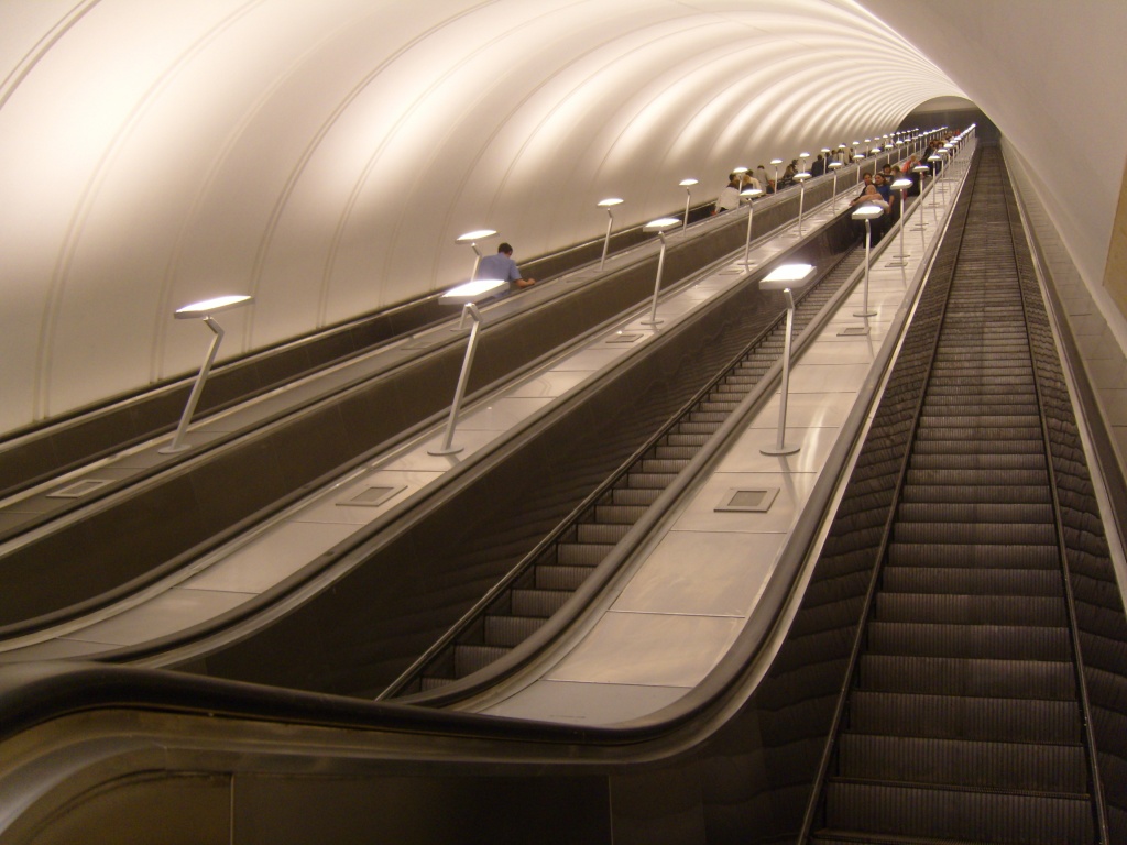 Эскалаторы метрополитена, их мониторинг и оценка остаточного ресурса с использованием магнитного метода контроля