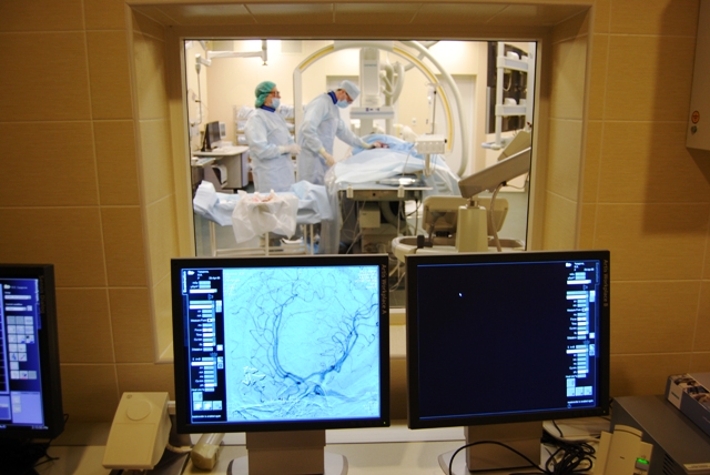 Профессиональная переподготовка врачей по программе Рентгенэндоваскулярные диагностика и лечение